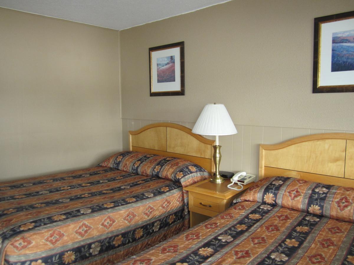 New Hazelton Bulkley Valley Motel מראה חיצוני תמונה